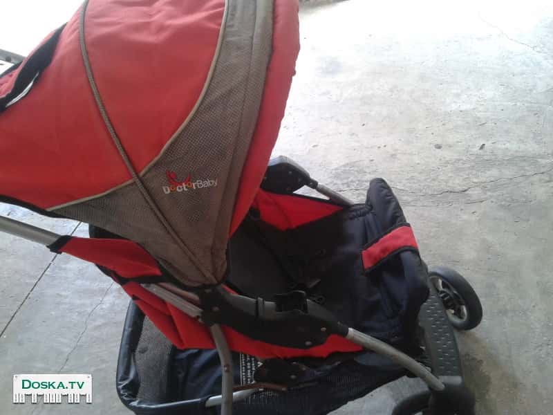 Коляска зимняя "Doktor Baby" красно-серого цвета + саль -