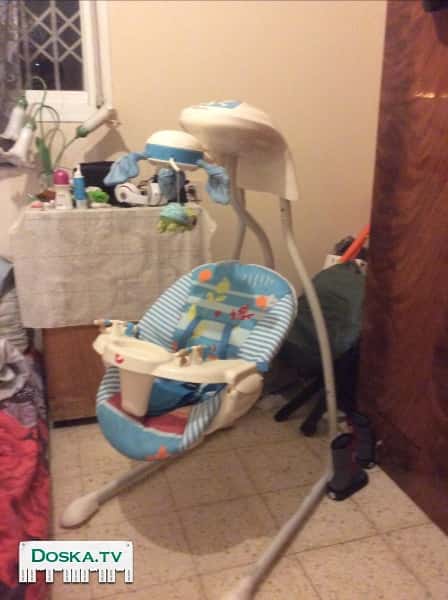 Срочно  ! Коляска в новом состоянии два дополнительных короба