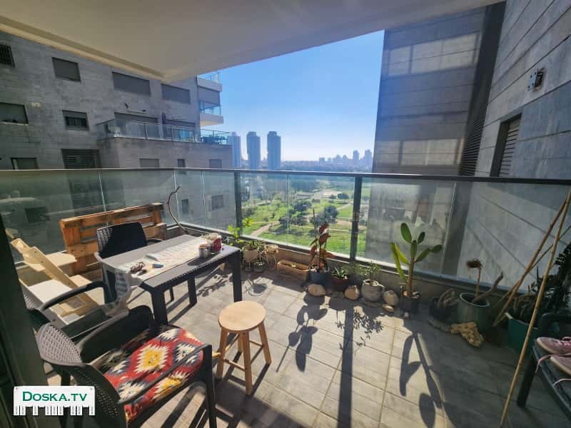 На продажу в прекрасном районе Галей ям 4 комнаты в