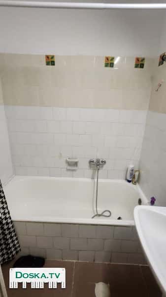 Сдаётся 3 комнаты -этаж 3 из 6 с лифтом