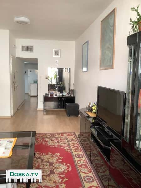 Без посредника.на длительный период,большая полностью отремонтированная квартира,включ. всю сантехнику, трубы