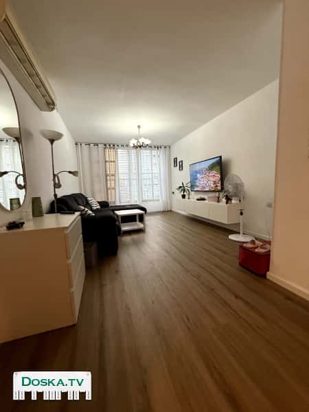 Продажа по случаю! Не пропустите! 4 комнаты  - тихая,