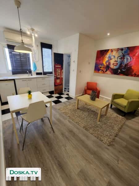 Сдаётся квартира-студия в Хайфе на ул. Сара! Очень уютная, светлая