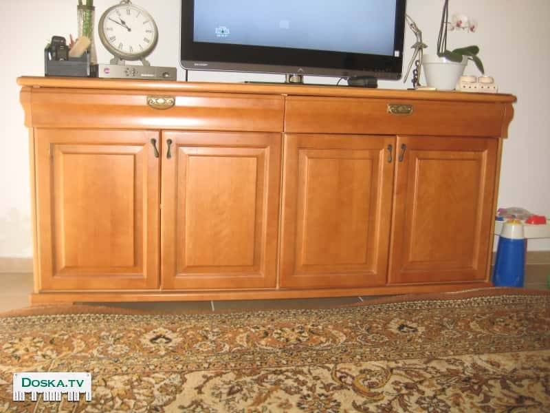 180 х 50, выс. 80 см. Натуральное дерево, цвет -