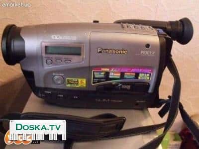 видеокамера PANASONIC NV RX17, VHS-C + сумка, кабели и одна