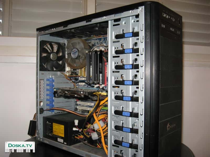 4 ядерный компьютер в отличном состоянии : Корпус Cooler Master