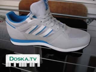 Продаю кроссовки adidas. Новые 43(44) размер.