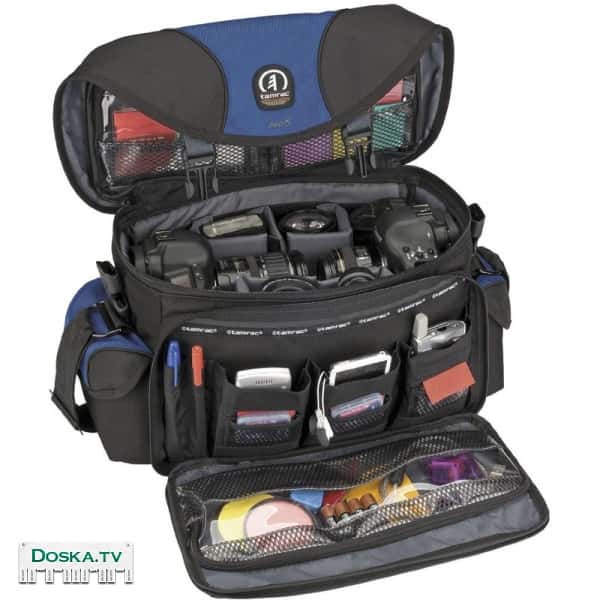 новая сумка Tamrac Pro 8. Вмещает 2 камеры 3-4 обьектива,вспышка