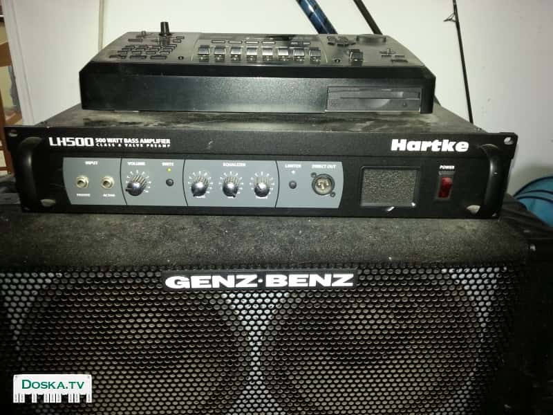 Басовое усиление: голова- Hartke LH500. 500 ватт. Как у Виктора