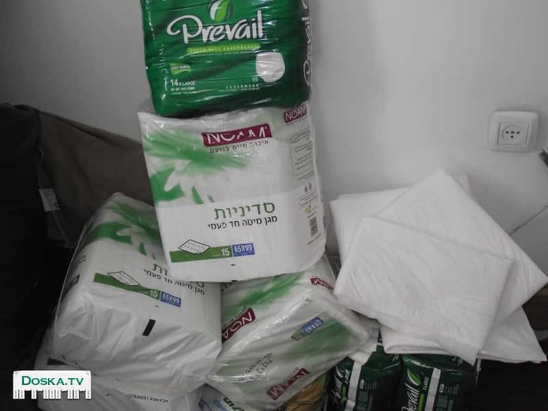 простыни одноразовые.