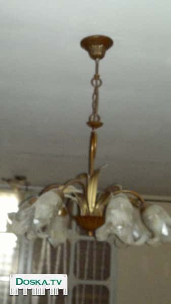 Люстра в комплекте, 6-рожковая, 3-х рожковая и 1-рожковая, почти новая