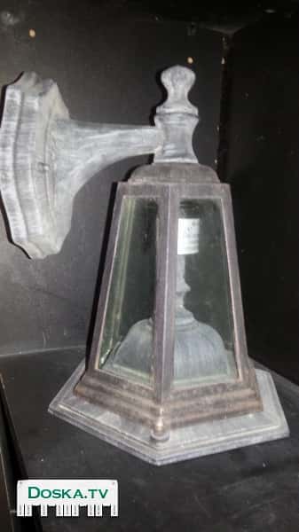 фонарь для крепления на стену до 60 ватт.