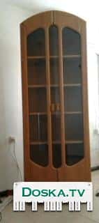 книжный шкаф .высота 212см, ширина 75см. глубина 38 см. самовывоз