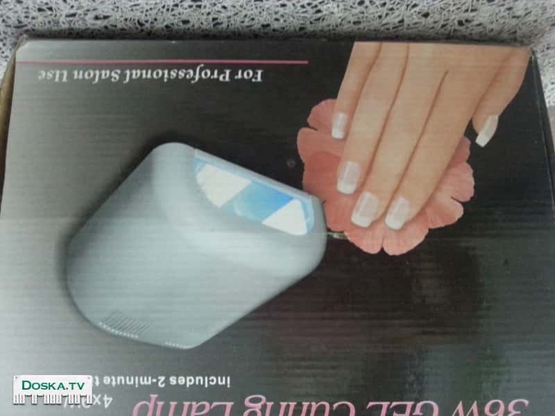 Продаю материалы для наращивания ногтей..акрил жидкий, порошок, кисти, блестки, стекло,