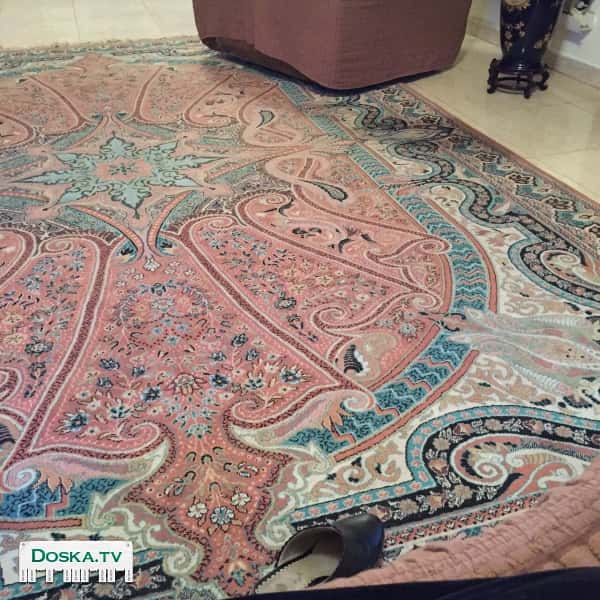 Ковер на продажу по выгодной цене.