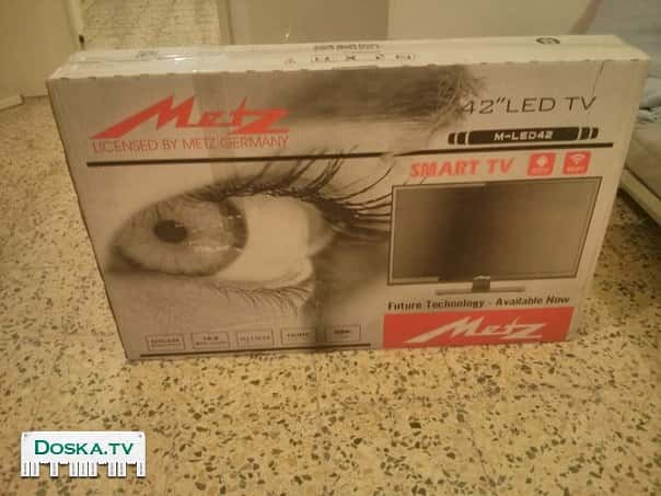 В комплекте кронштейн для прикрепления на стену.