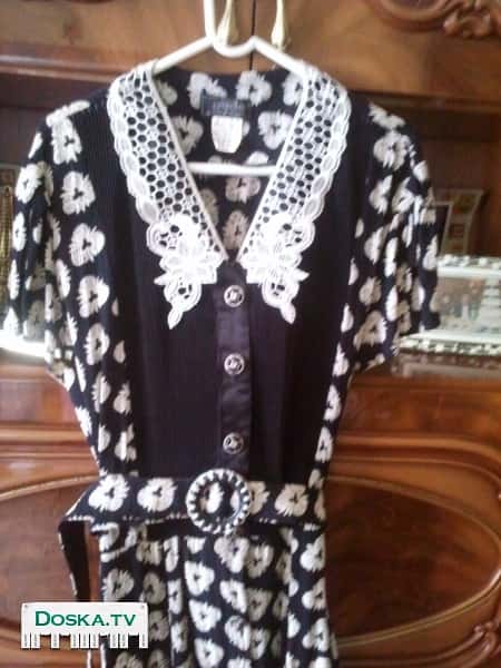 Платье женское красивое на пуговицах с ремнем размер 3(42), подходит