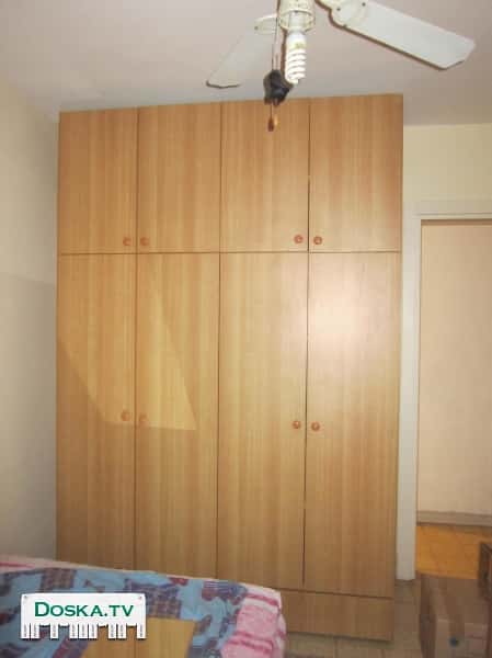 Сифрия и шкаф.