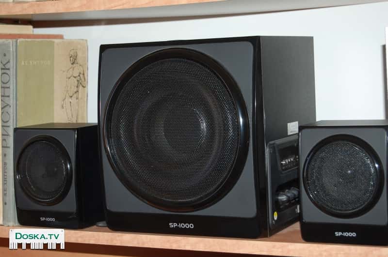 Колонки акустические в отличном состоянии.