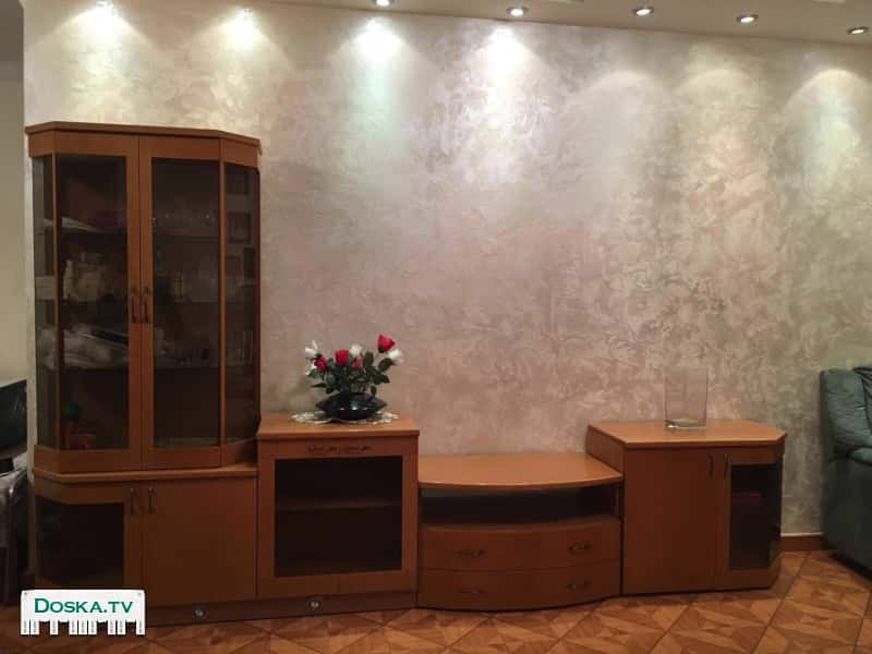 В связи с переездом продаем витрину из пяти составляющих не