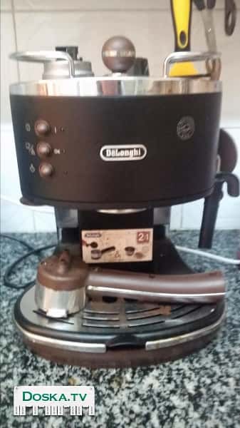 Функции эспрессо и капучино. Давление 15 бар.емкость бачка для воды