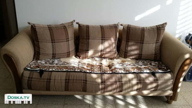 салон 3+2+1, стенка, журнальный столик.  Вся мебель израильского производства,