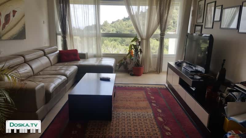 В отличном состоянии, по случаю.