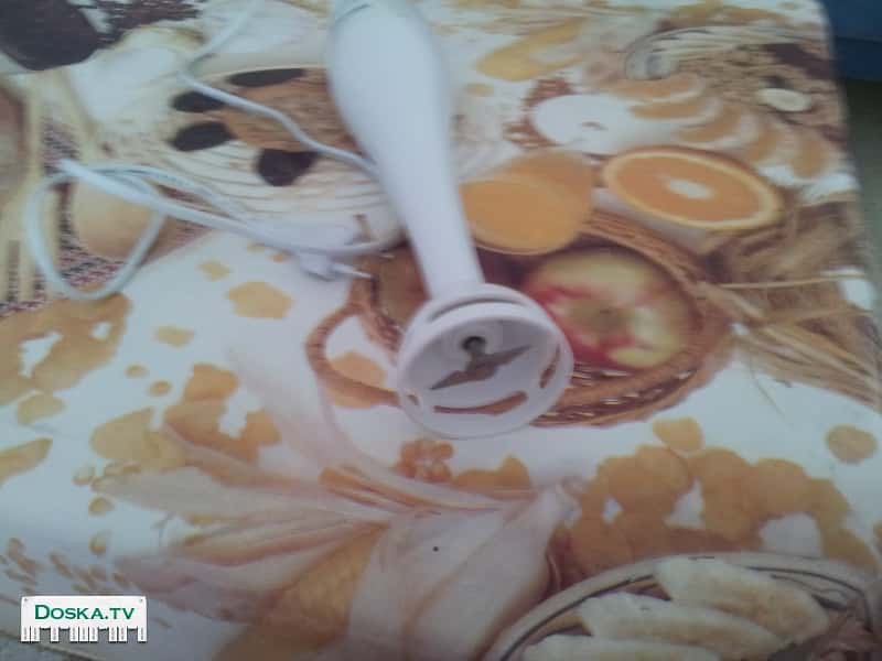 Блендер погружной в отличном состоянии. По случаю переезда.