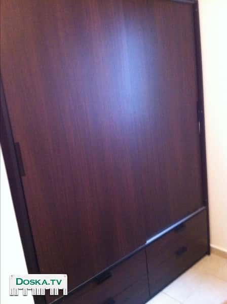 В Нагарии  новый шкаф икеа.