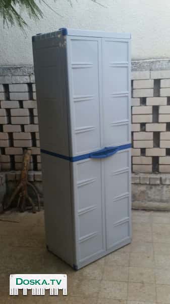 шкаф хозяйственный (почти новый).