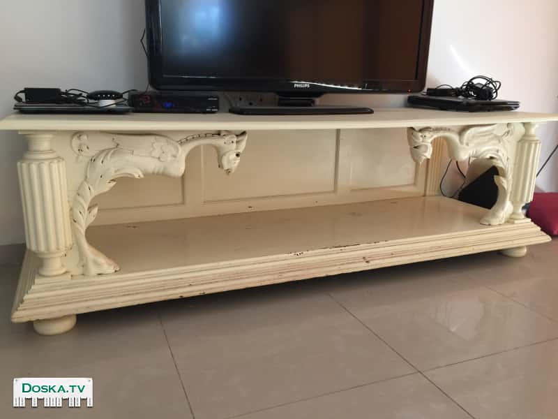 Тумба из дерева, ручная работа, ширина 175 см, высота 55,