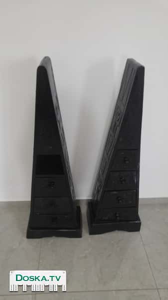 Продаю тумбы оформленные в виде пирамид. Могут вписаться в интерьер