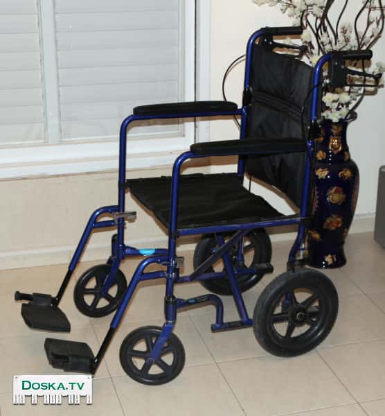 Инвалидная коляска. (облегчённая.) В отличном состоянии. Использовалась всего несколько раз.