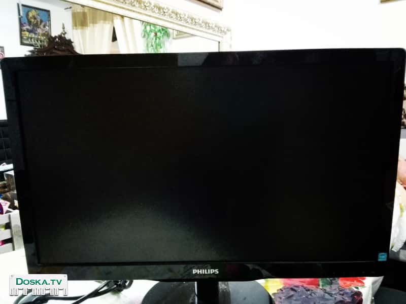 монитор 22инч за 200 шек.