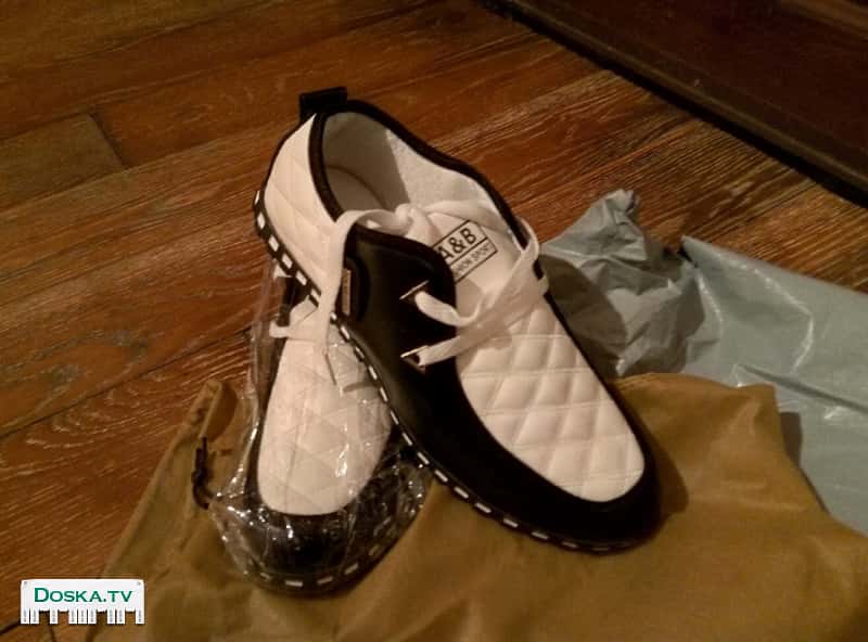 Размер: 42. Куплено через интернет. Размер не подошел....