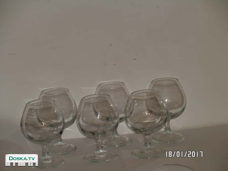 Дёшево  стеклянные стаканы, бокалы, рюмки,... По 3 ш. каждый