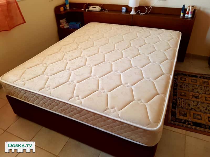 Кровать 150/190 с ящиком для белья, матрас Амиинах  в