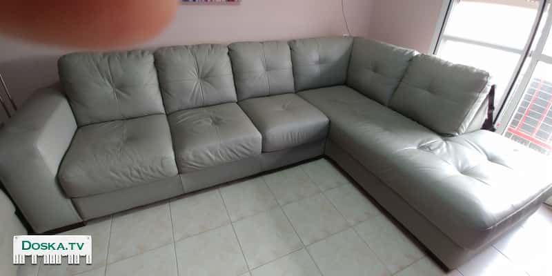 Угловой кожаный салон производство Италия.