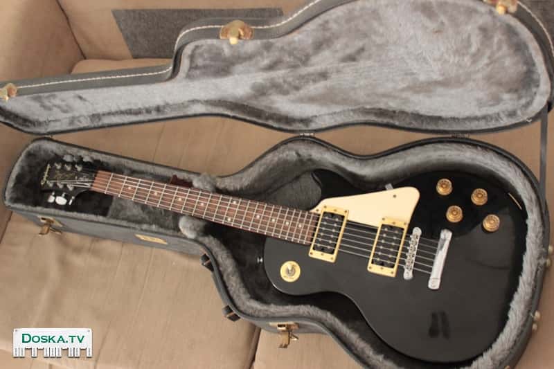 комплект Гитара + Комбик + жесткий гитарный кейс . Гитара