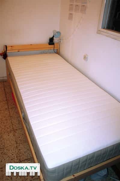 Одноместный пружинный матрас 200х90см из Икеи. В идеальном состоянии без