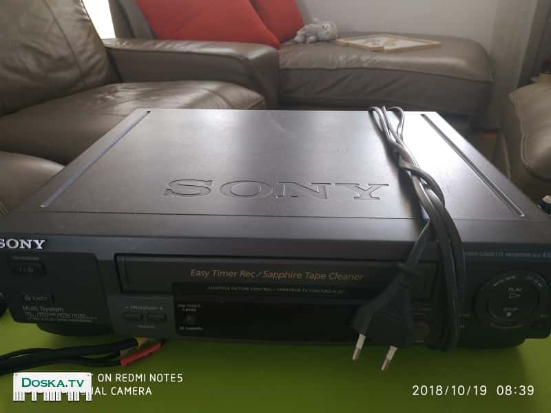 Новый видеомагнитофон Sony
