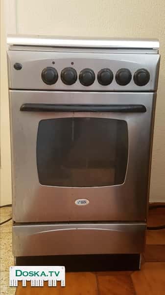 Газовая плита с духовкой в хорошем состояний.