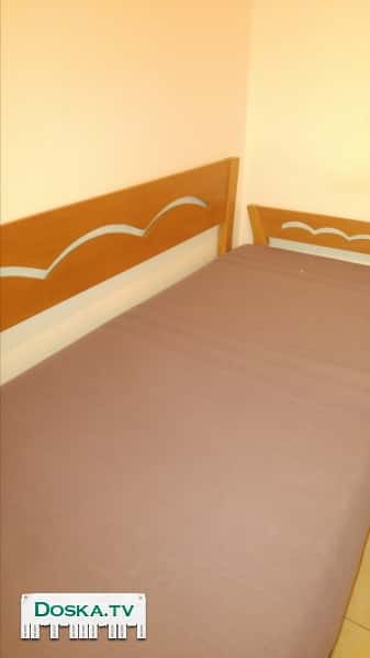 1,97*0,93 Раскладывается в двухспальную кровать.