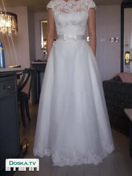 Очень женственное и элегантное платье от кутюр салона с укрепленным