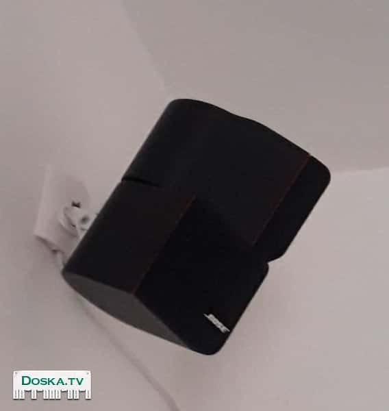 Комплект акустики BOSE acoustimass 5. Включает а себя босовый модуль