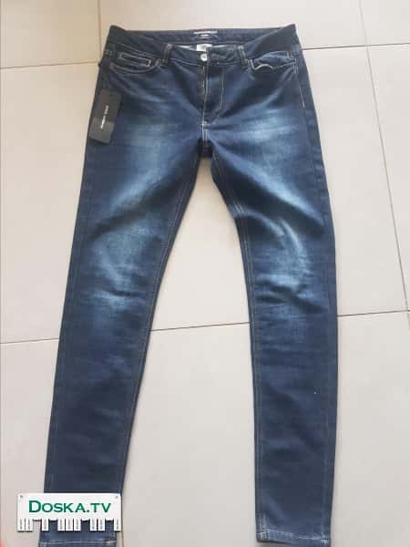 Новые плотные,темного цвета,с этикеткой