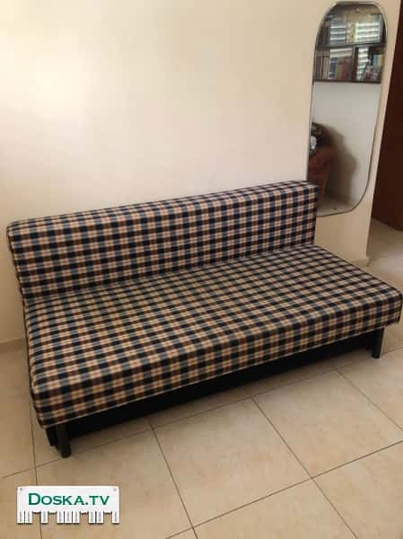Диван раскладной двуспальный в отличном состоянии.