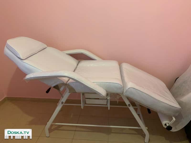 Косметическая кушетка