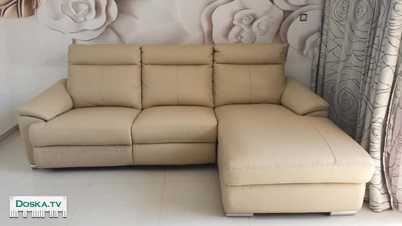 Диван куплен в DAX в конце 2018 года.Состояние-новый. Размер:2600×1500.