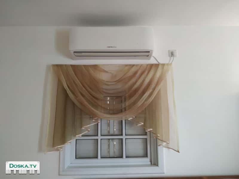 Недлинные занавески на окна, цена за комплект: 2 занавески и